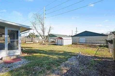 14814 11th Street Dade City FL 33523