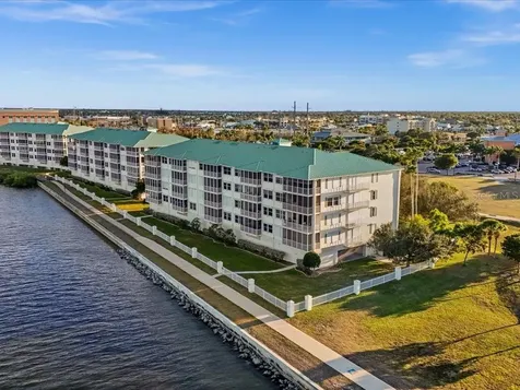 200 Harbor Walk Drive Punta Gorda FL 33950