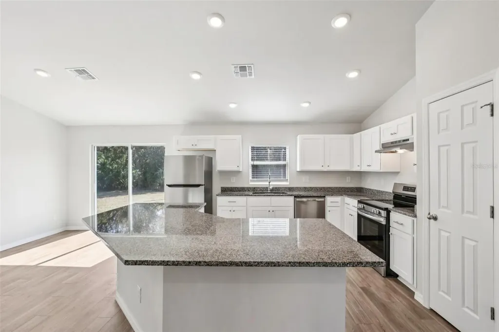 1193 NW Victoria Avenue Port Charlotte FL 33948