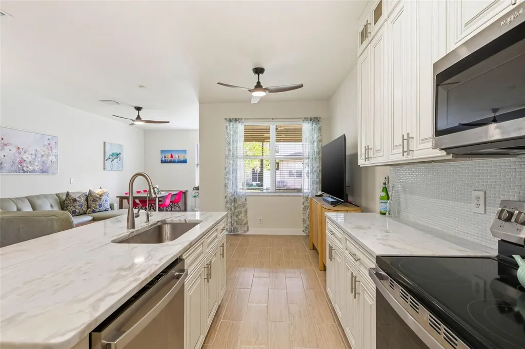 541 Black Lion Drive NE St Petersburg FL 33716