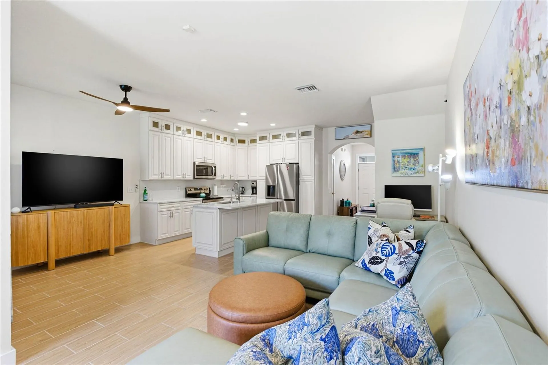 541 Black Lion Drive NE St Petersburg FL 33716