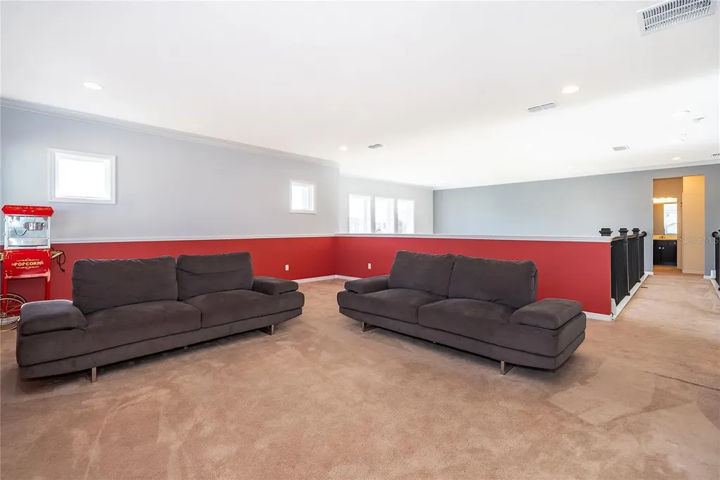 8602 Finsen Street Orlando FL 32827