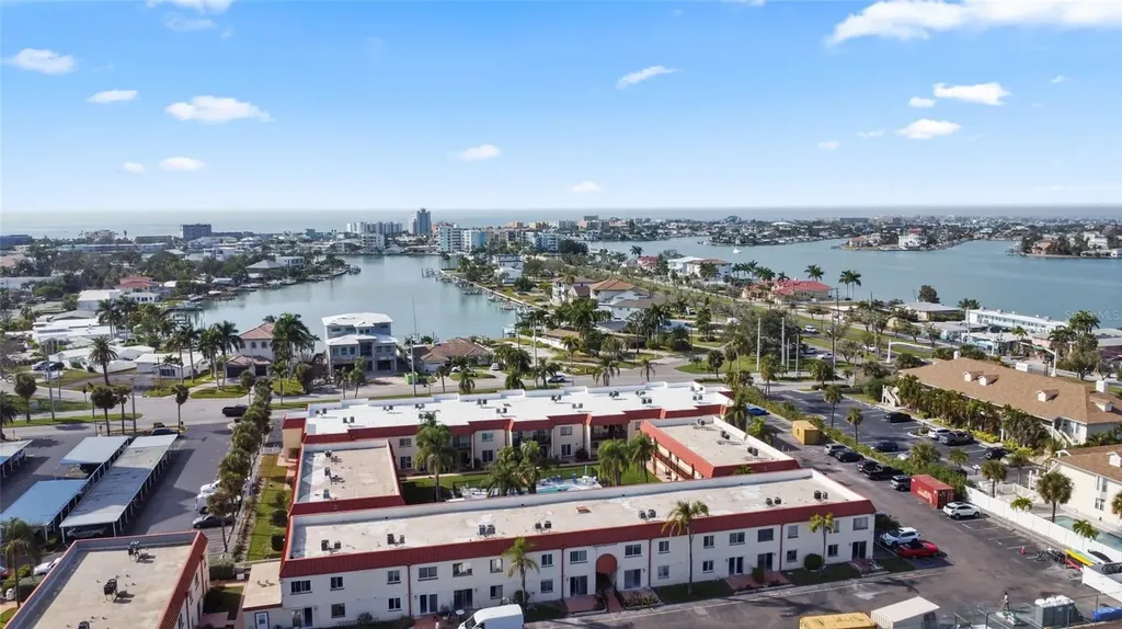 10365 Paradise Boulevard Treasure Island FL 33706