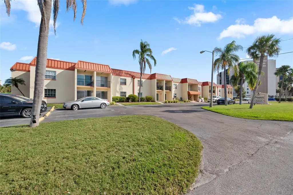 10365 Paradise Boulevard Treasure Island FL 33706