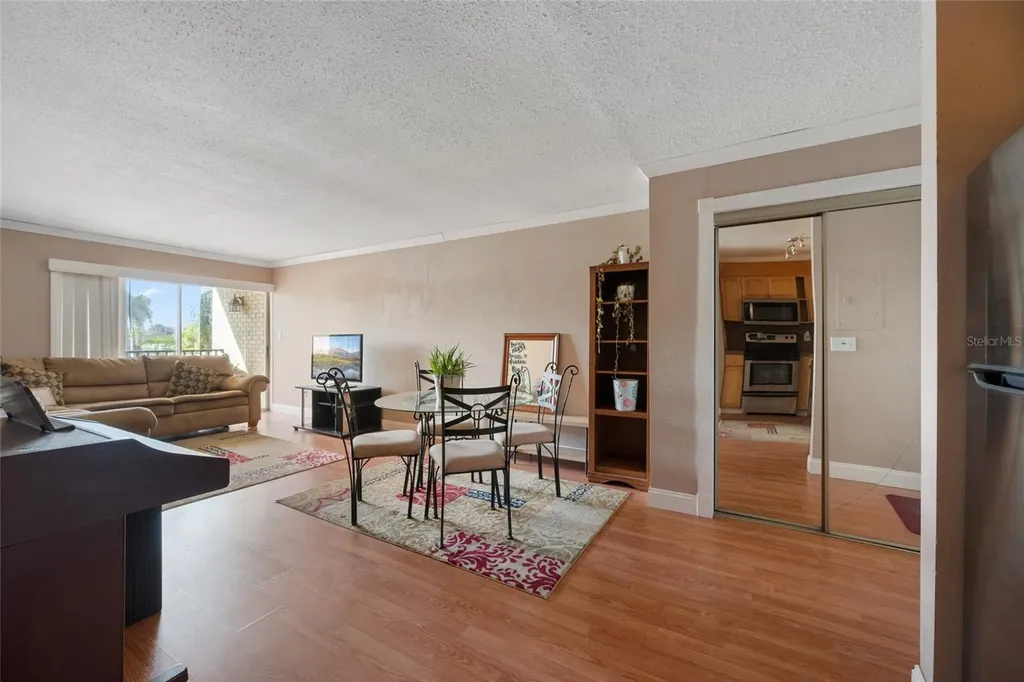 10365 Paradise Boulevard Treasure Island FL 33706