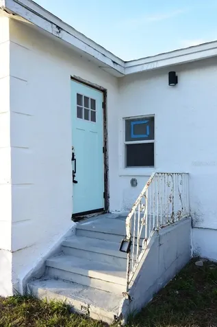 4701 17th Avenue S St Petersburg FL 33711