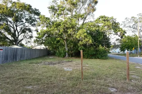 4701 17th Avenue S St Petersburg FL 33711