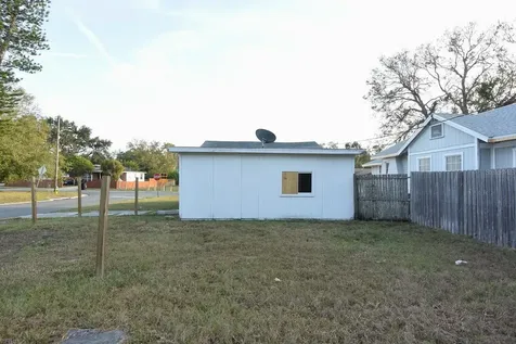 4701 17th Avenue S St Petersburg FL 33711