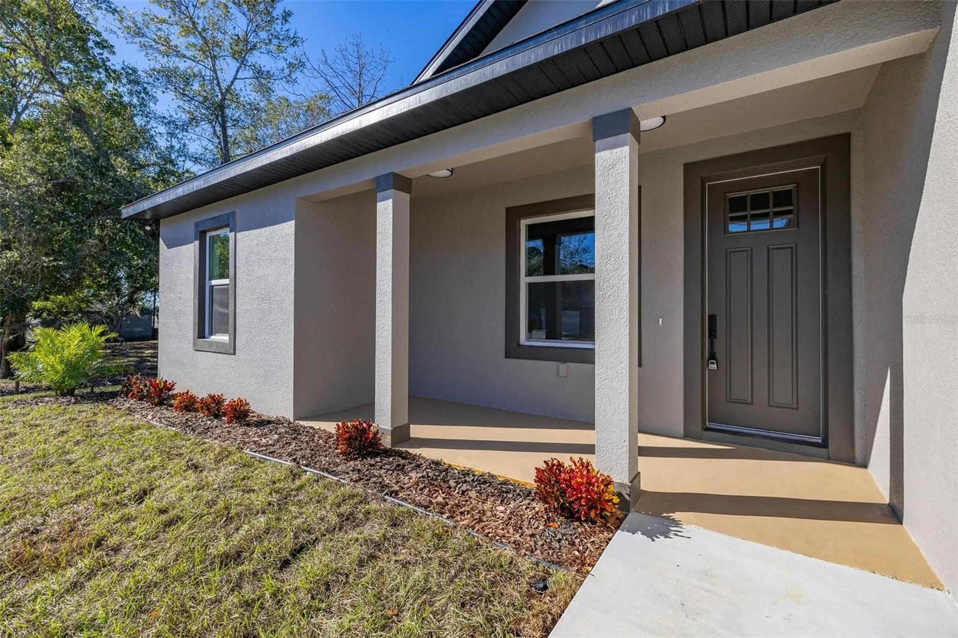 2327 N Monterey Road Avon Park FL 33825