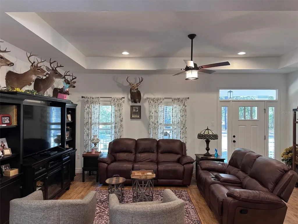 3760 SE County Road 337 Morriston FL 32668