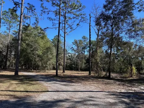 3760 SE County Road 337 Morriston FL 32668