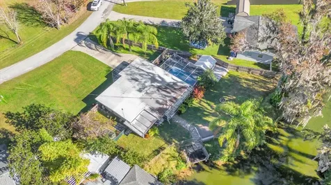 8150 Spring Drive Yalaha FL 34797
