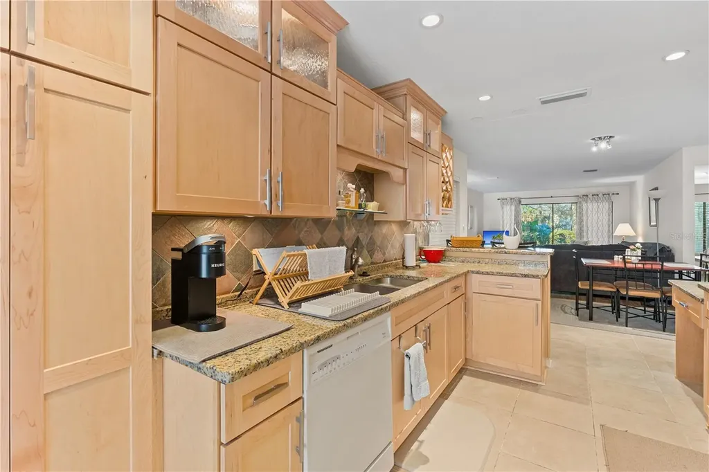 7310 Sunshine Skyway Lane S St Petersburg FL 33711