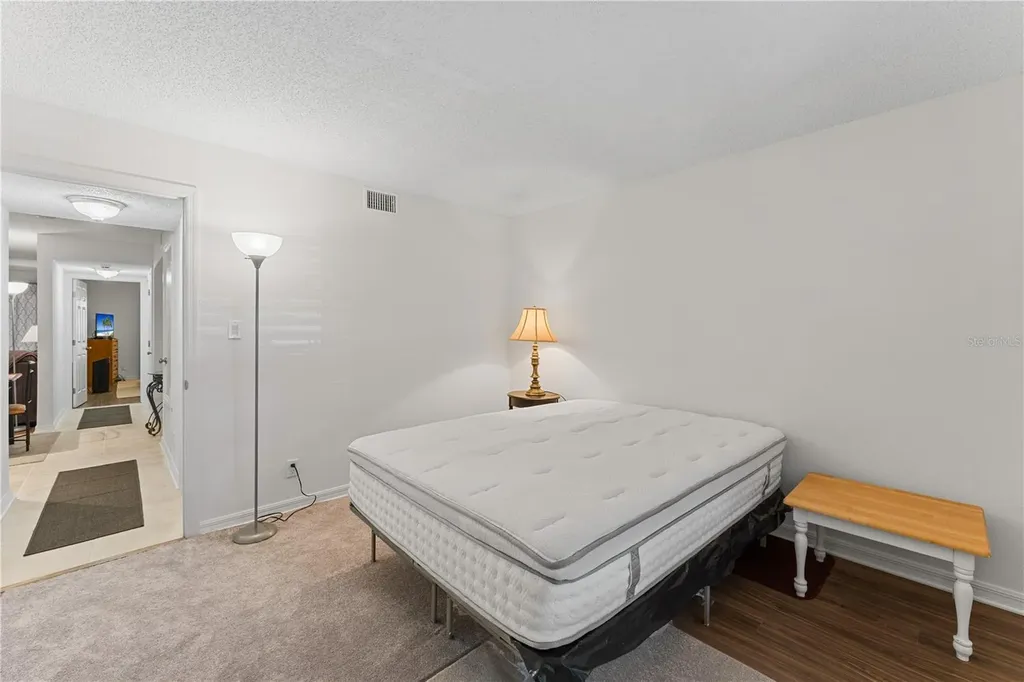 7310 Sunshine Skyway Lane S St Petersburg FL 33711