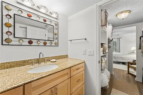 7310 Sunshine Skyway Lane S St Petersburg FL 33711