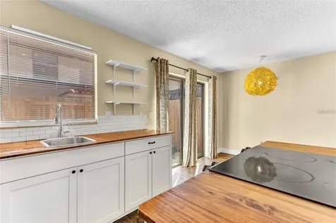 1631 Little Falls Circle Orlando FL 32807