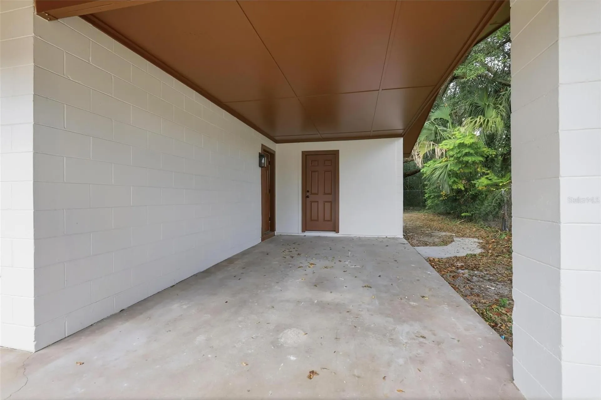225 W Volusia Avenue Deland FL 32720