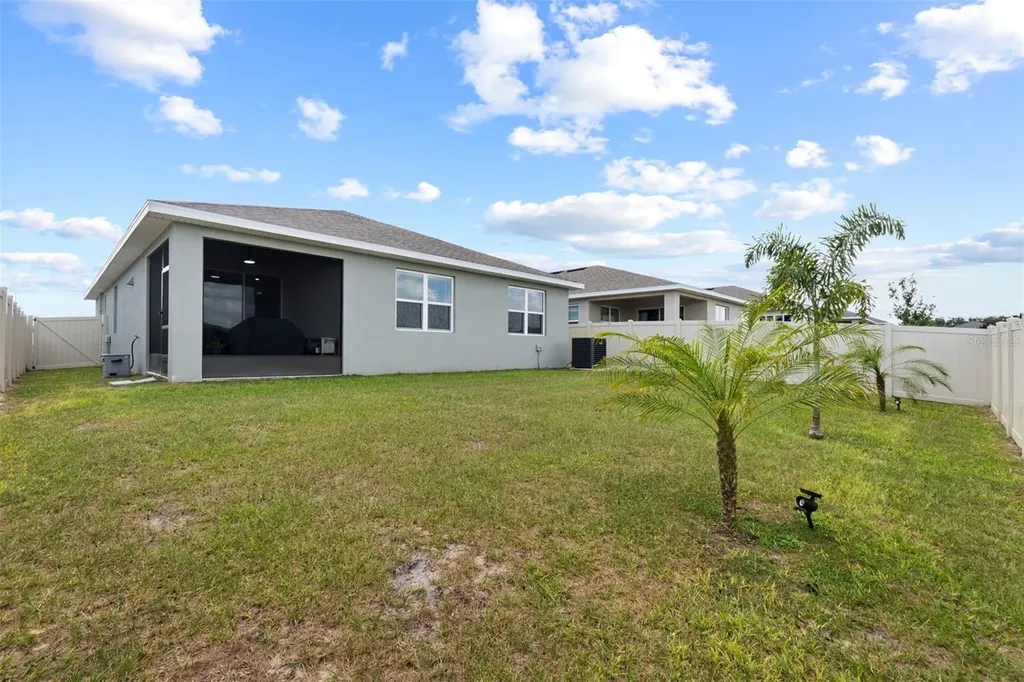 858 Ballantyne Drive Lake Wales FL 33898