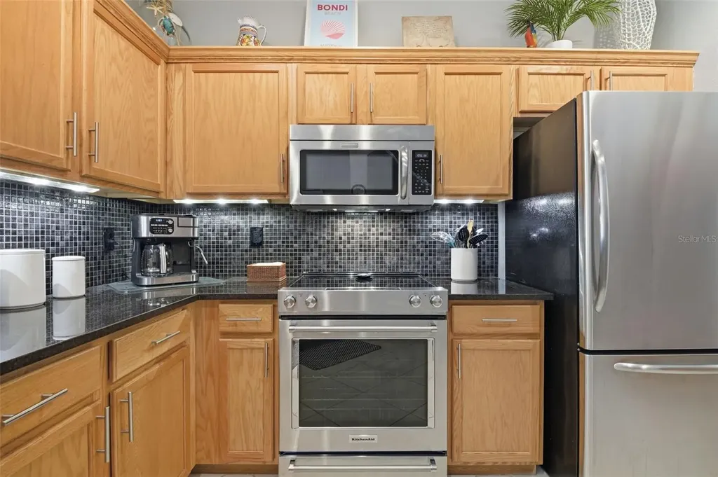 11125 Kapok Grand Circle Madeira Beach FL 33708