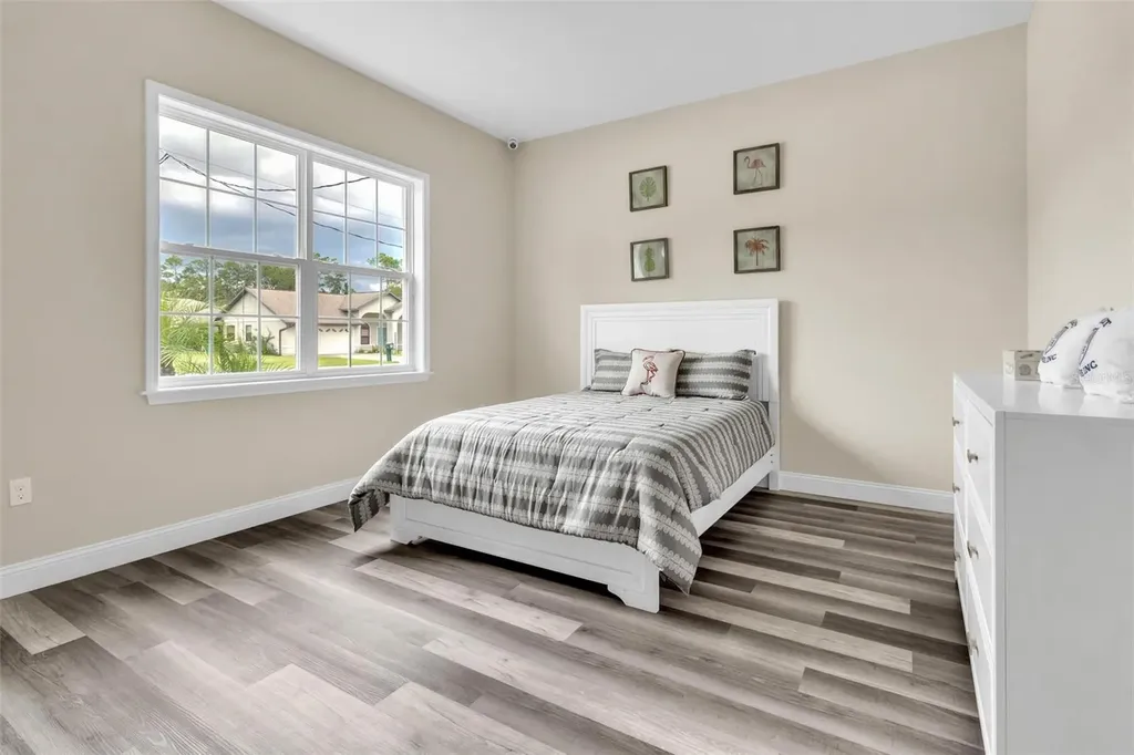 10 Point Of Woods Drive Palm Coast FL 32164