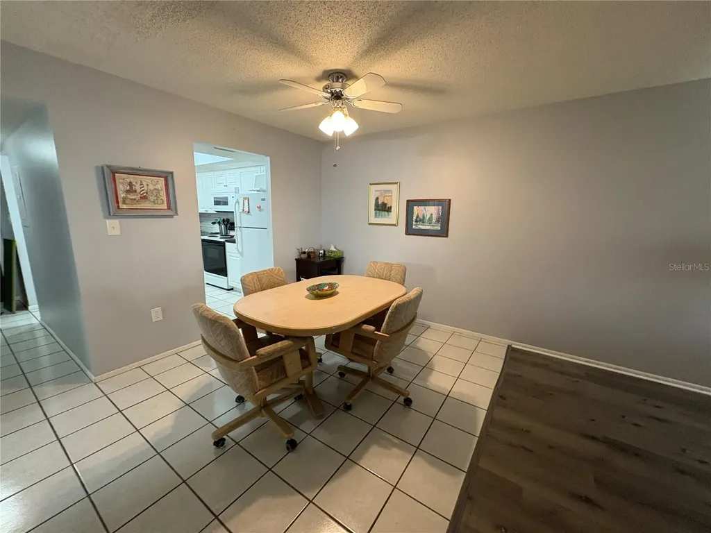 3064 Lake Bayshore Drive Bradenton FL 34205