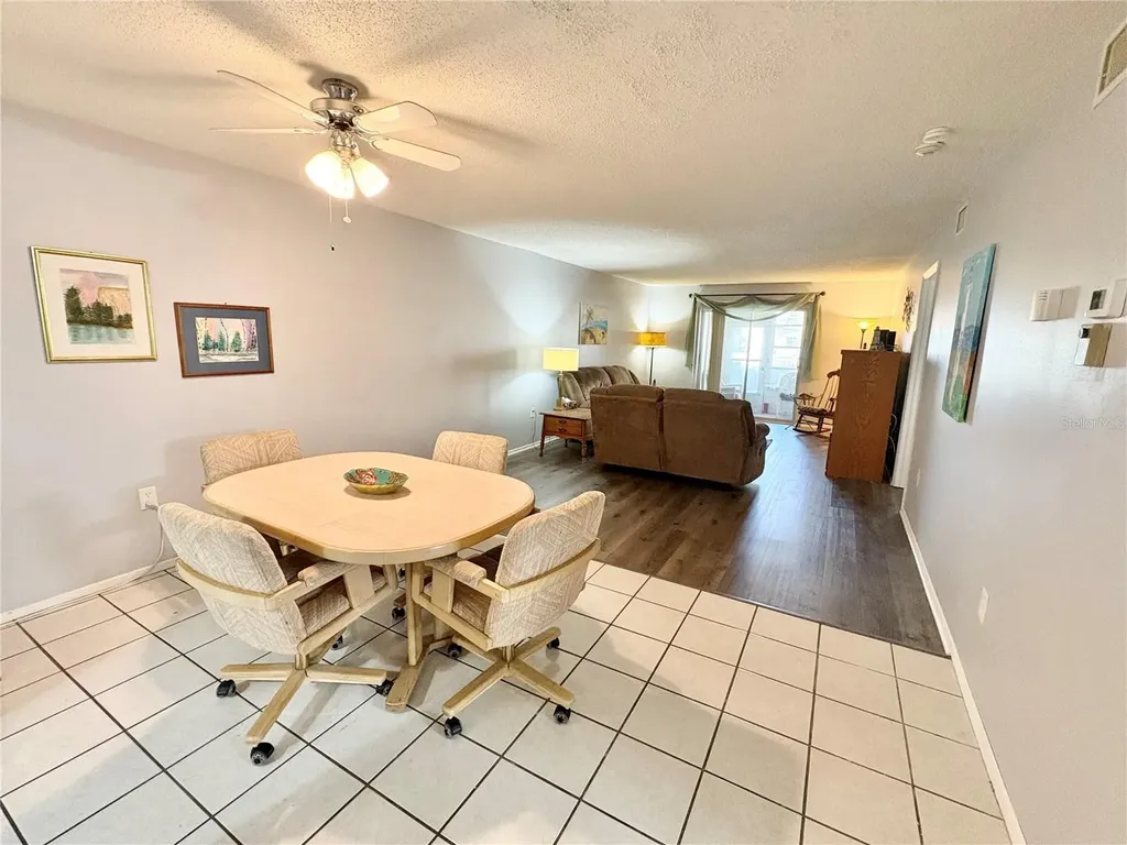 3064 Lake Bayshore Drive Bradenton FL 34205