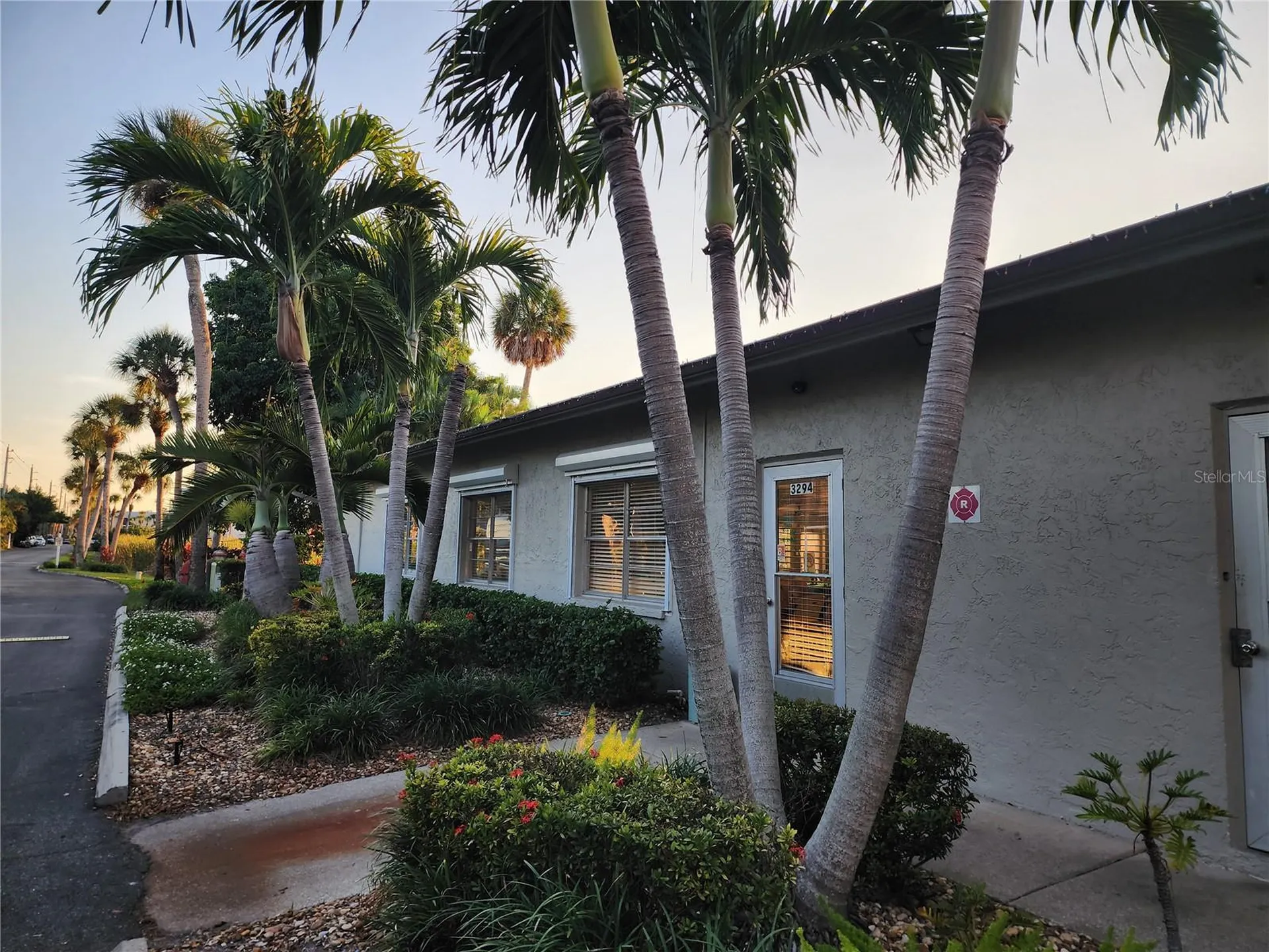 3064 Lake Bayshore Drive Bradenton FL 34205