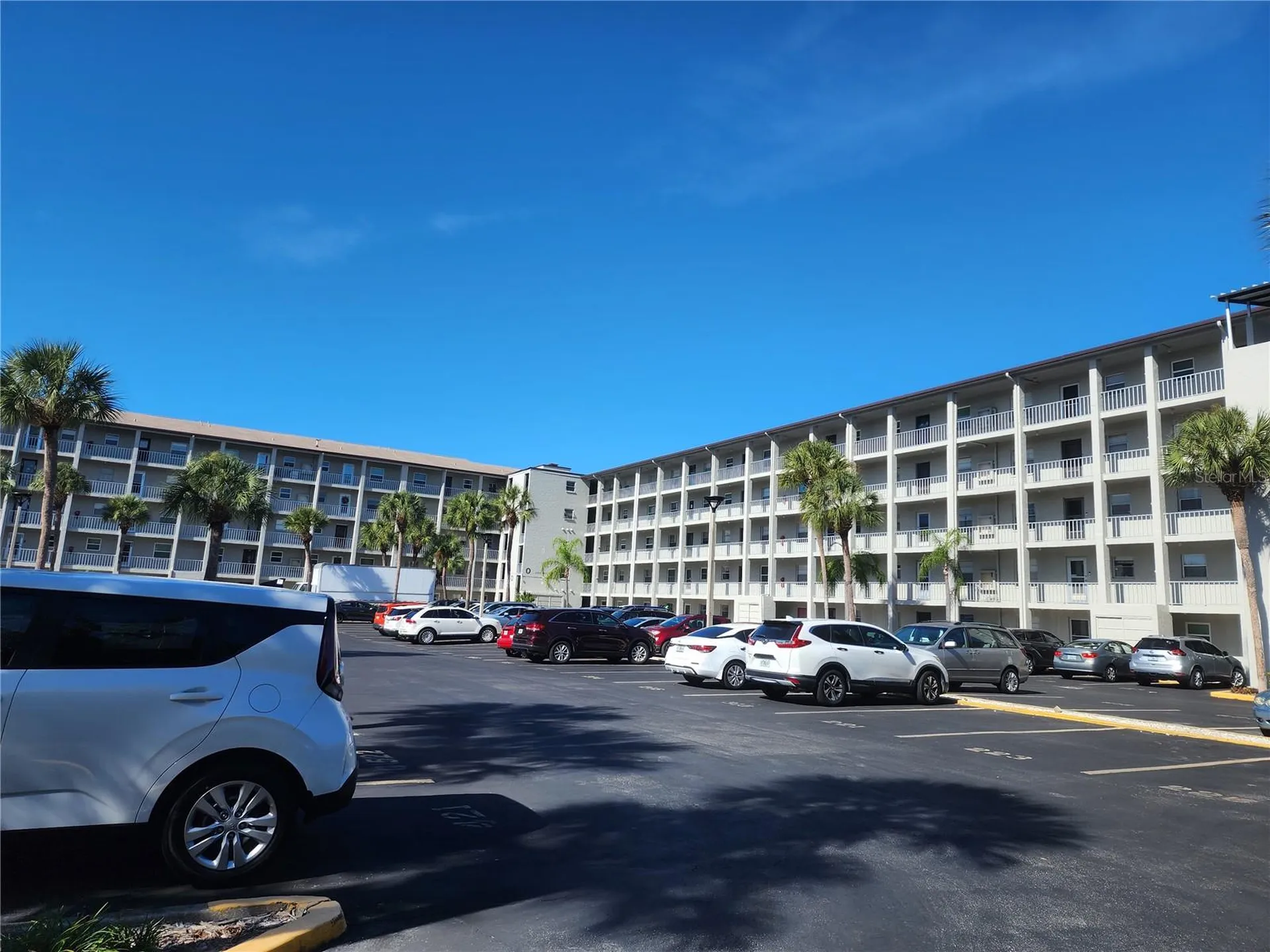 3064 Lake Bayshore Drive Bradenton FL 34205