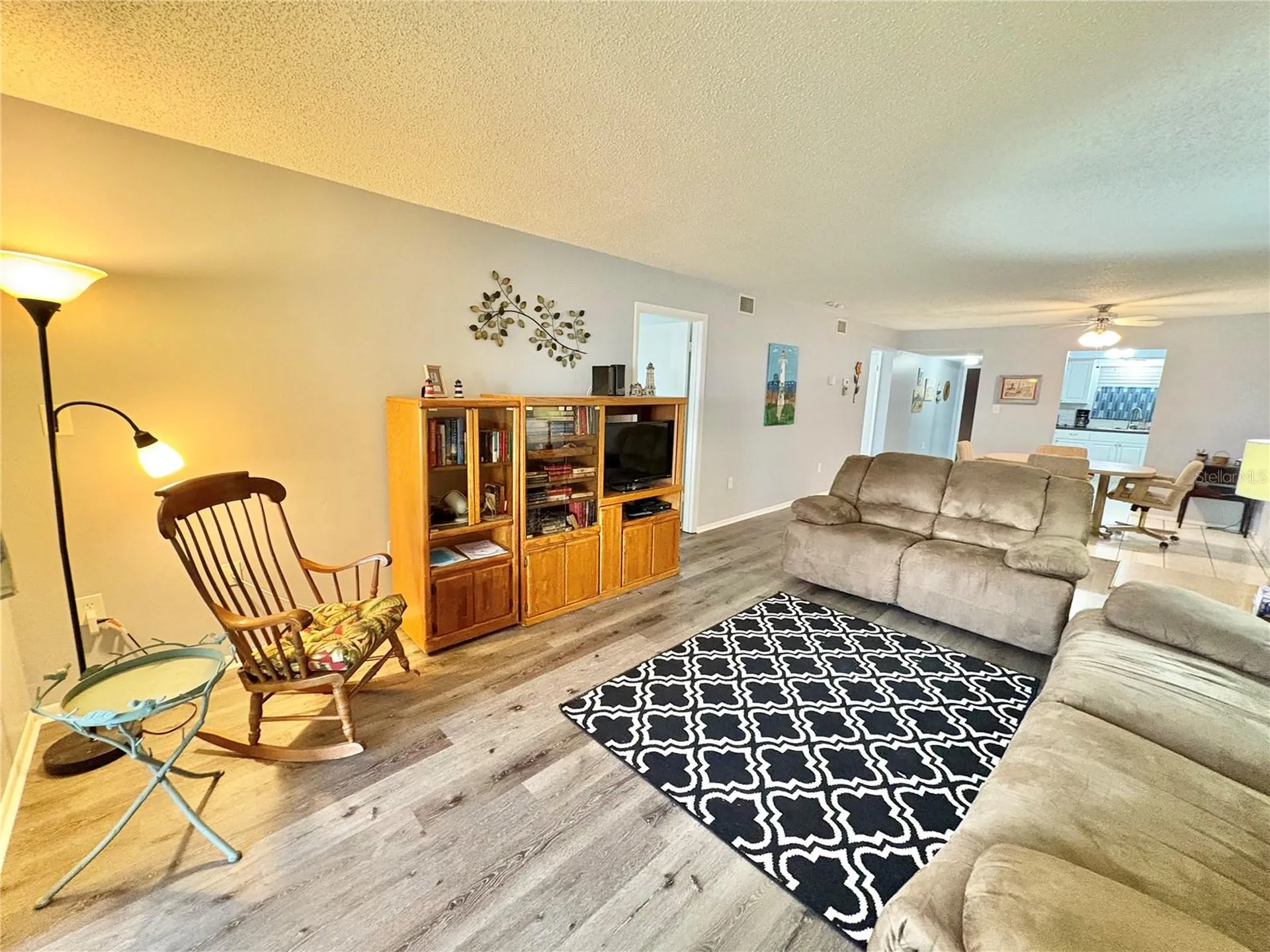 3064 Lake Bayshore Drive Bradenton FL 34205