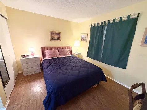 3064 Lake Bayshore Drive Bradenton FL 34205