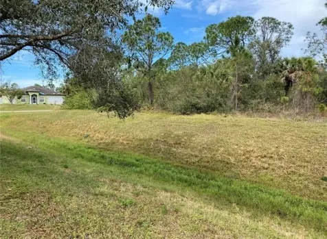 1135 Bergen Lane North Port FL 34288