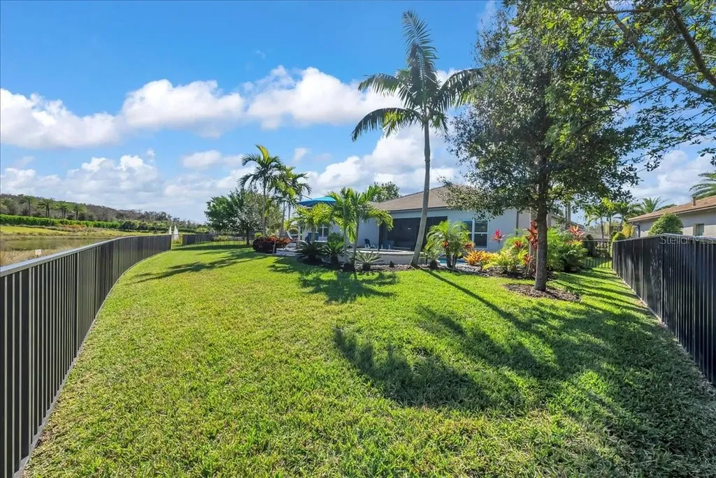 11230 Daphne Court Naples FL 34120