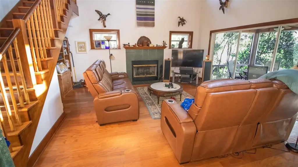 243 Herman Drive Hawthorne FL 32640