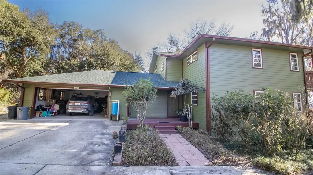 243 Herman Drive Hawthorne FL 32640