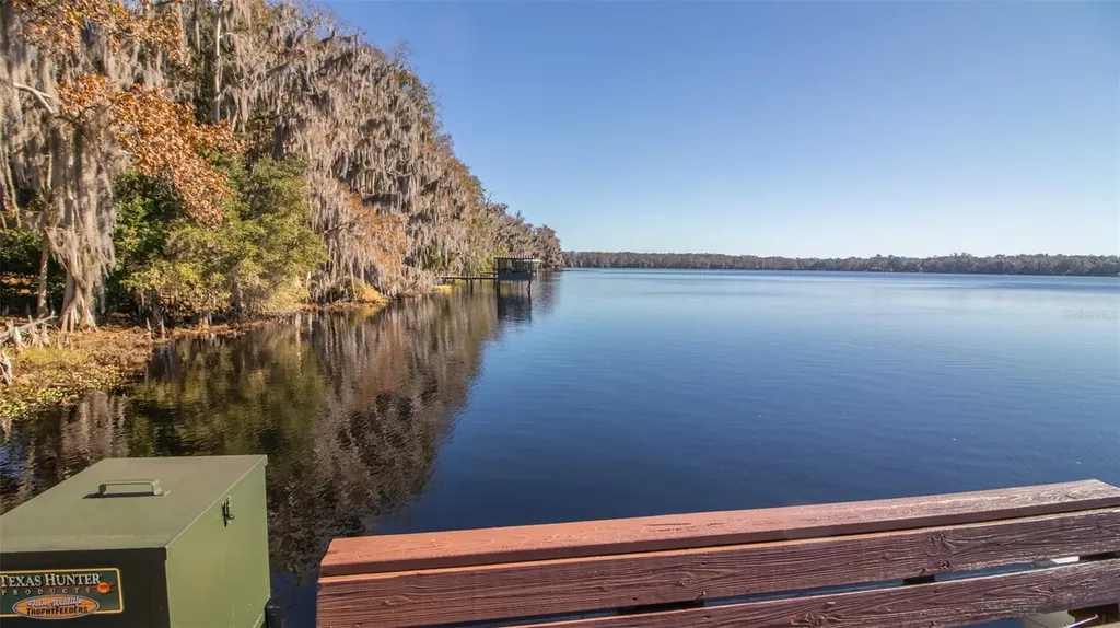 243 Herman Drive Hawthorne FL 32640