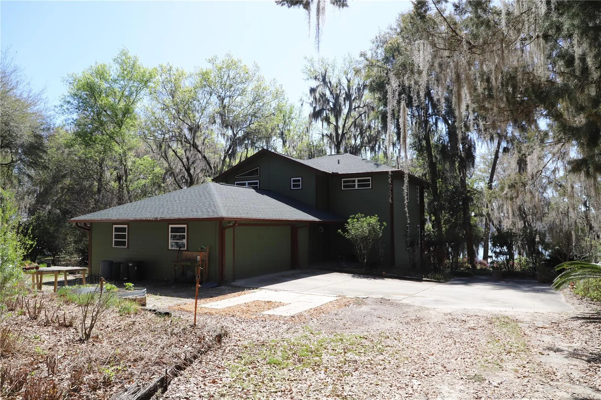 243 Herman Drive Hawthorne FL 32640