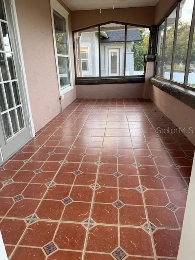 414 Avenue C Avenue NE Winter Haven FL 33881
