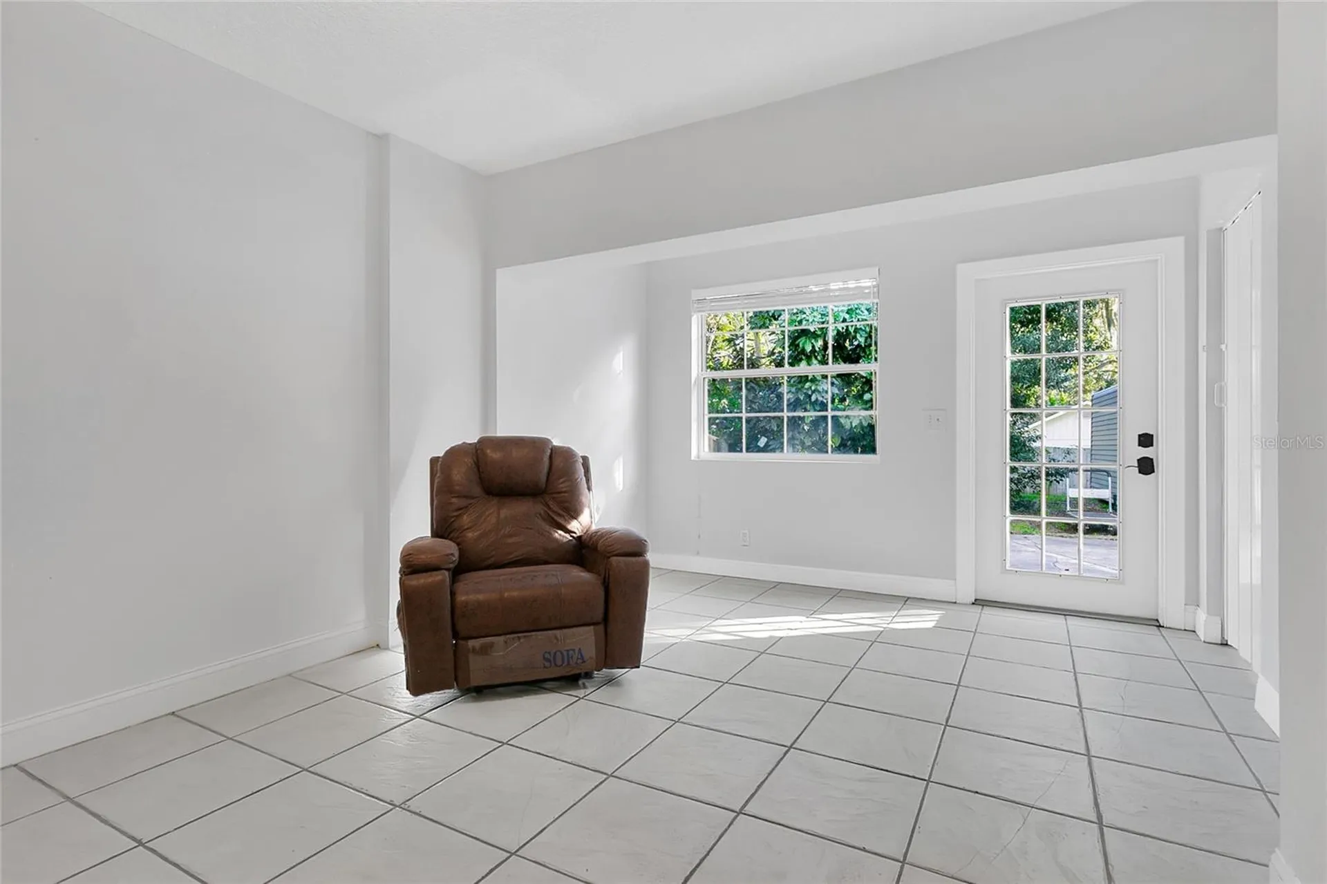 2704 Mendelin Street Apopka FL 32703