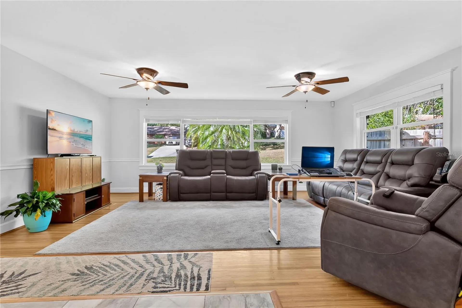 2704 Mendelin Street Apopka FL 32703