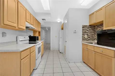 2704 Mendelin Street Apopka FL 32703