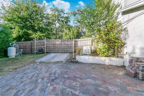 2704 Mendelin Street Apopka FL 32703