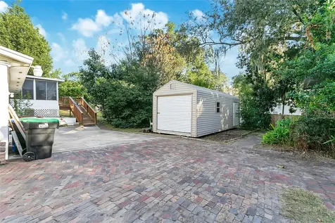 2704 Mendelin Street Apopka FL 32703
