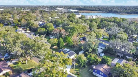 2704 Mendelin Street Apopka FL 32703