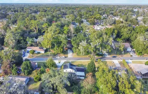 2704 Mendelin Street Apopka FL 32703