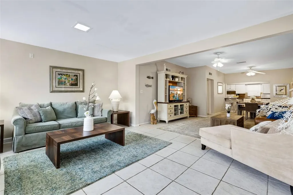 18 Heilwood Street Clearwater FL 33767