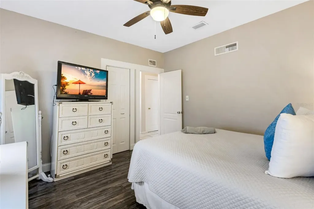 18 Heilwood Street Clearwater FL 33767