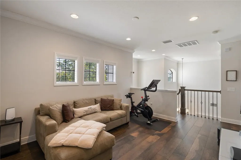 3598 10th Street NE St Petersburg FL 33704