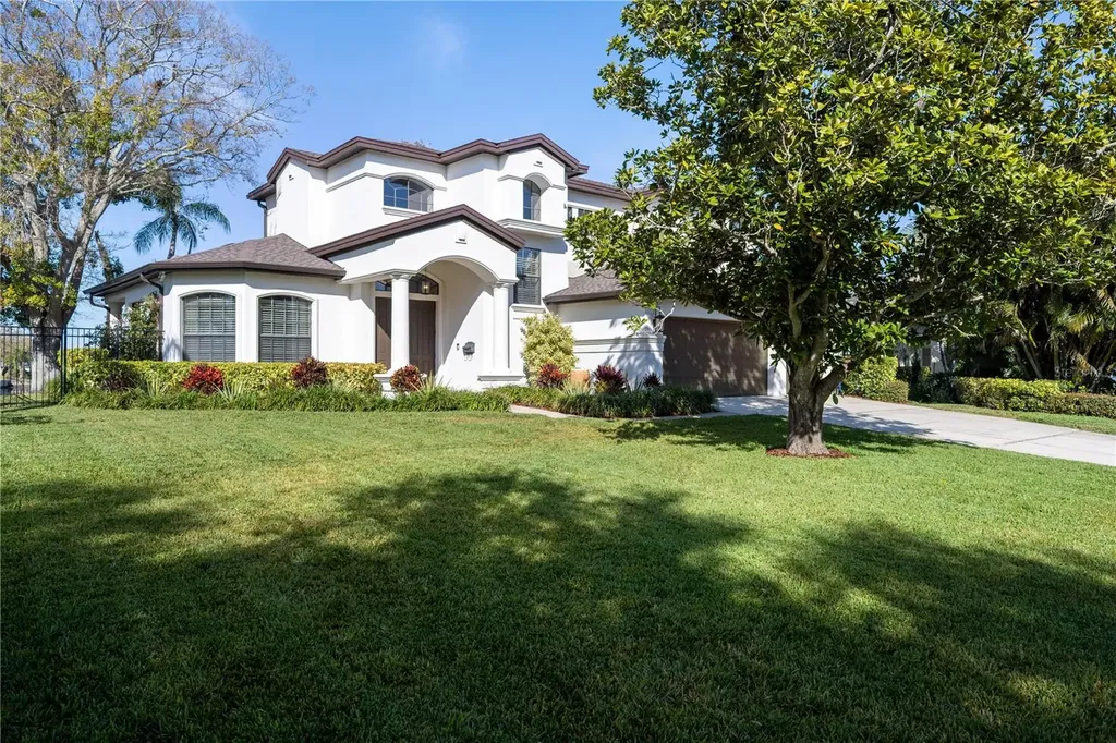 3598 10th Street NE St Petersburg FL 33704