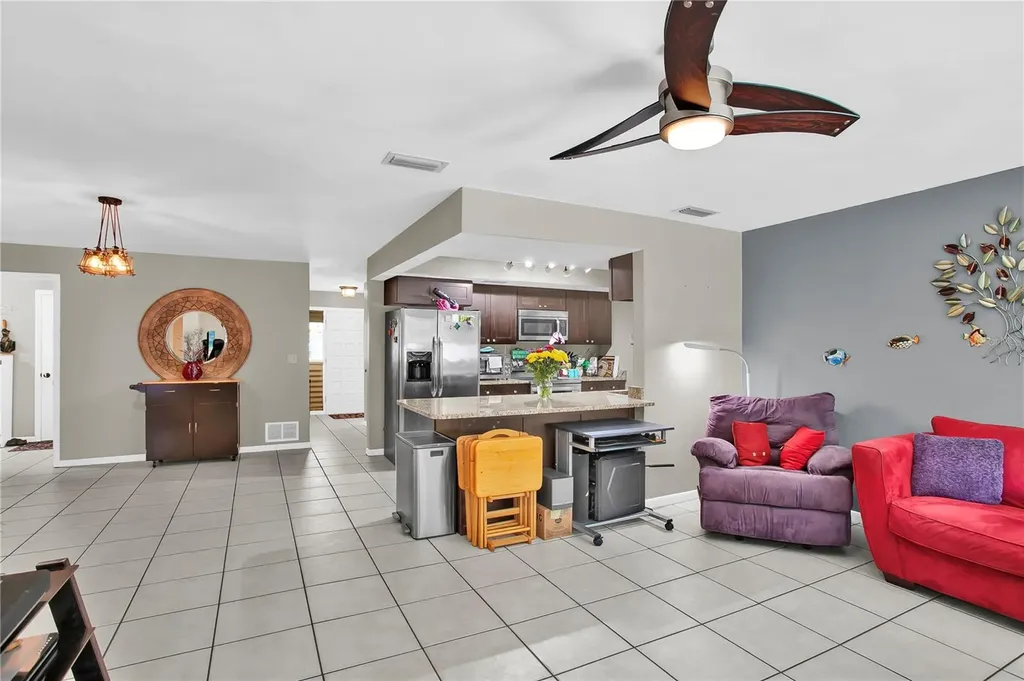 855 Fountainhead Drive Largo FL 33770