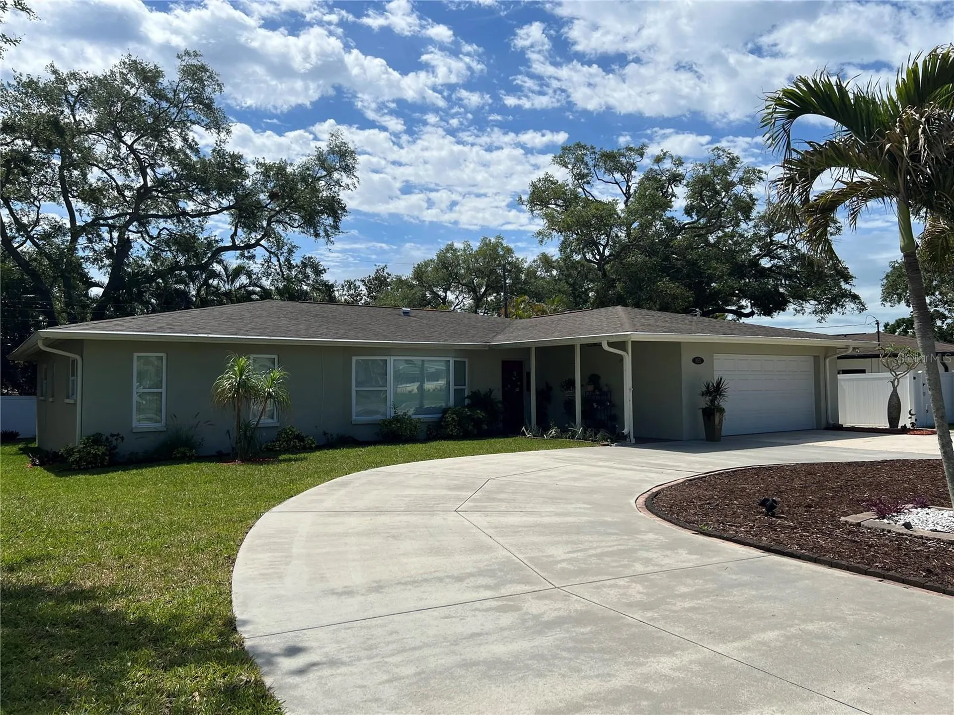 855 Fountainhead Drive Largo FL 33770